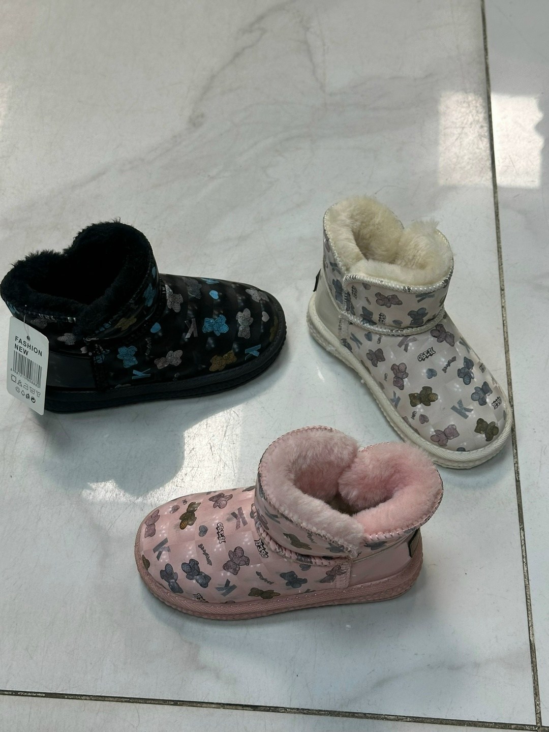 ,детские угги,детские зимние сапоги,зимняя детская ,детские зимние ботинки