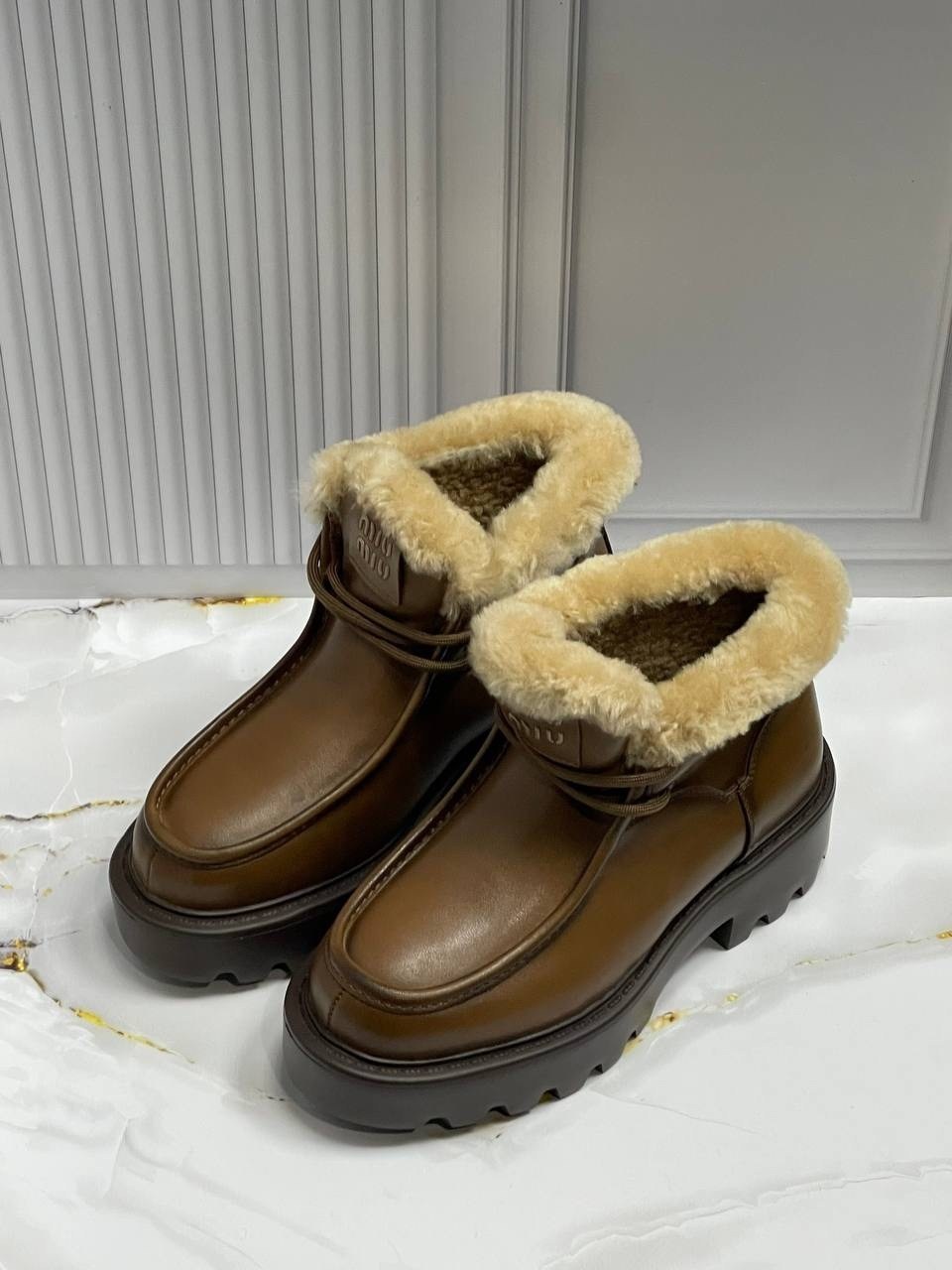 ,женские ботинки,ботинка женские зимние,зимняя женская ,ботинки miu miu