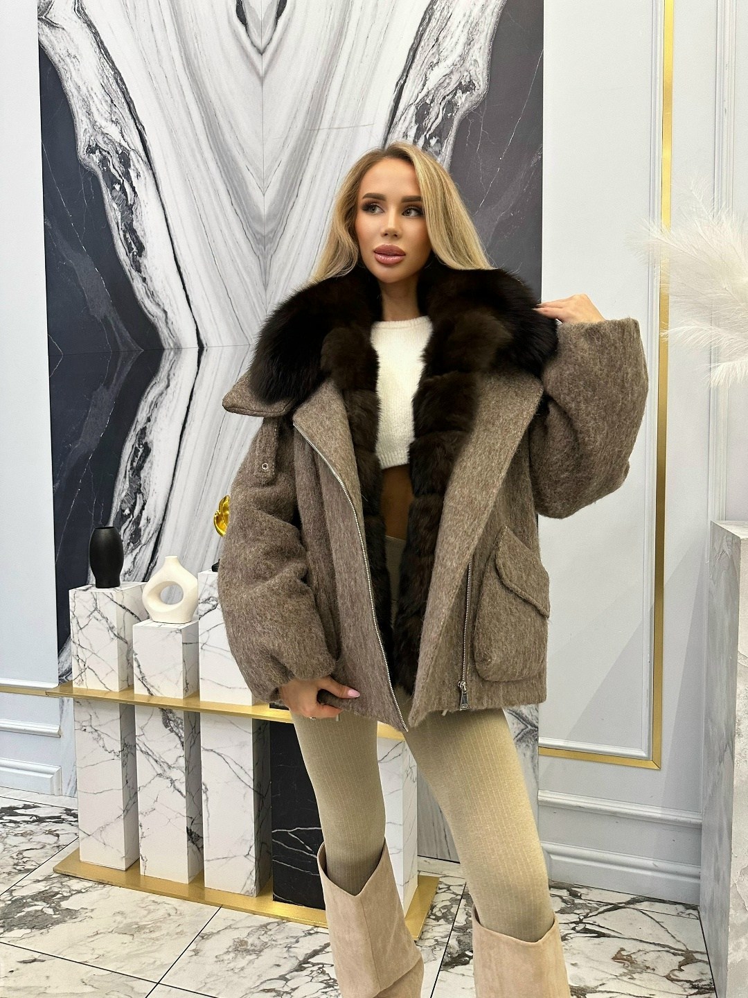 пальто с мехом,парка с мехом,куртка меховая,шубка,меховая парка