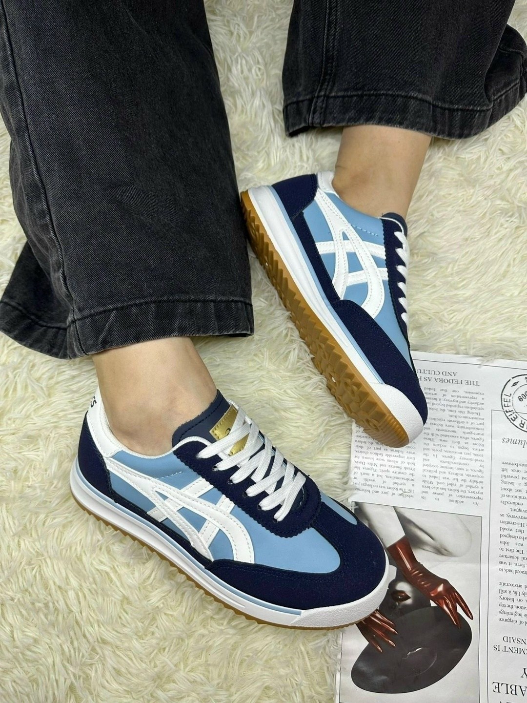 кроссовки adidas,кроссовки женские adidas,,кроссовки мужские женские adidas,кроссовки адидас