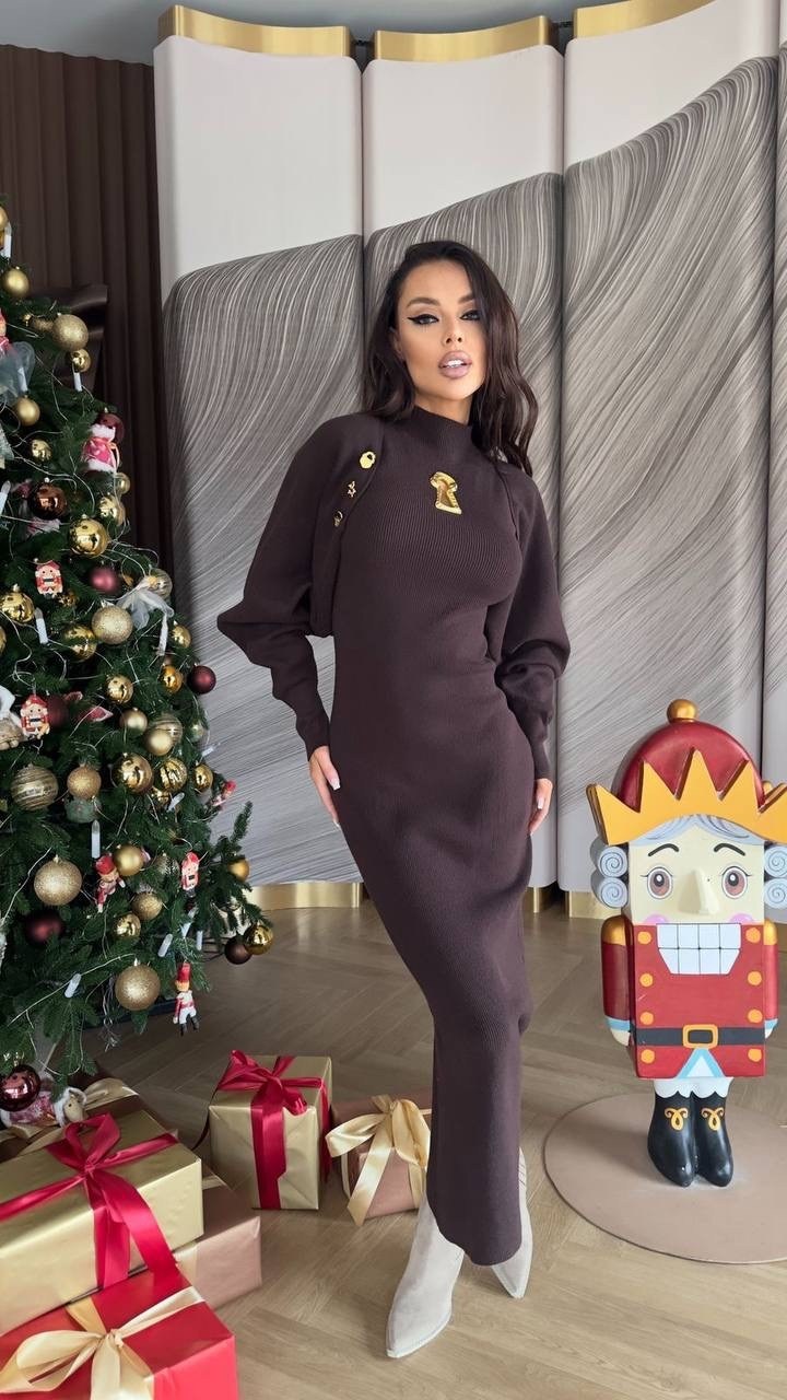 вязаные платья,трикотажные костюмы,платье женская,трикотажное платье,стильное платье