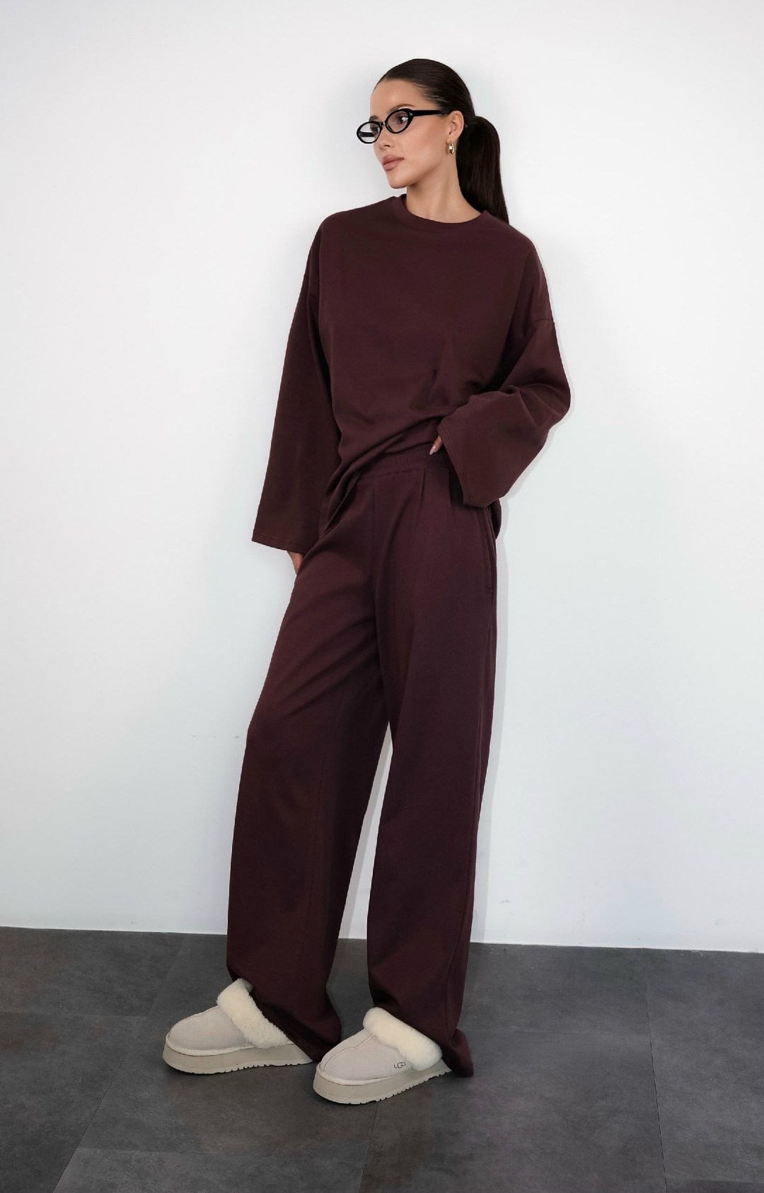 костюмы брючные,трикотажные костюмы,свитшот женская,свитшот и брюки,широкие брюки