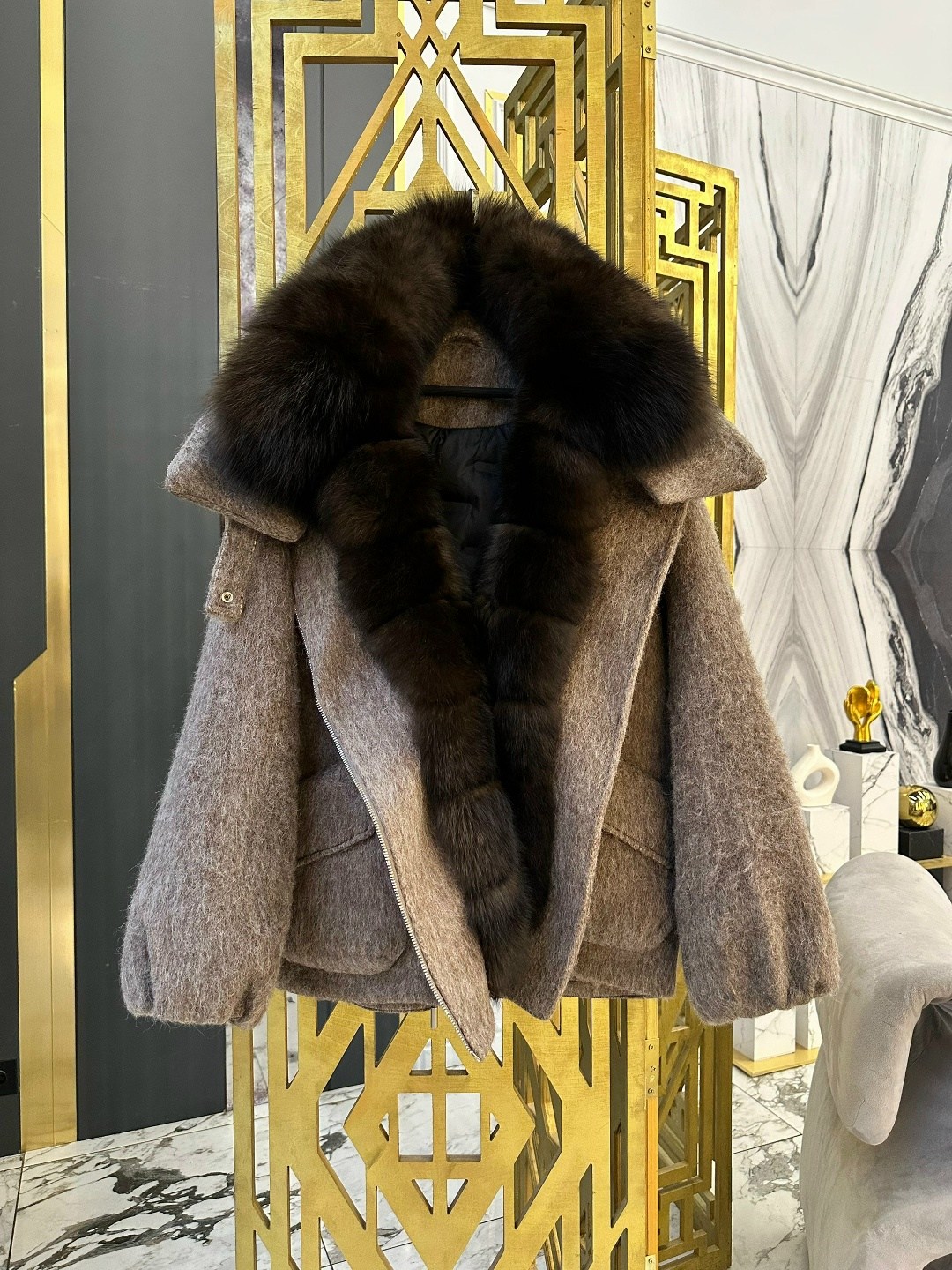 пальто с мехом,парка с мехом,куртка меховая,шубка,меховая парка