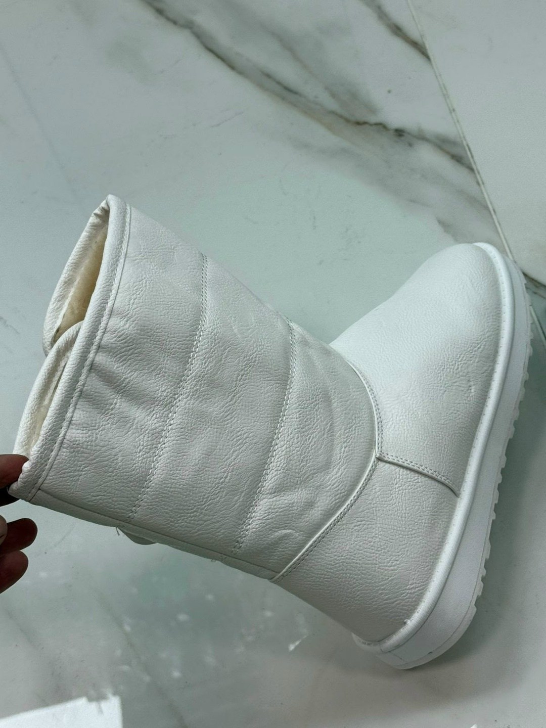 ,угги женские,озон угги женские зимние белые,угги белые,угги