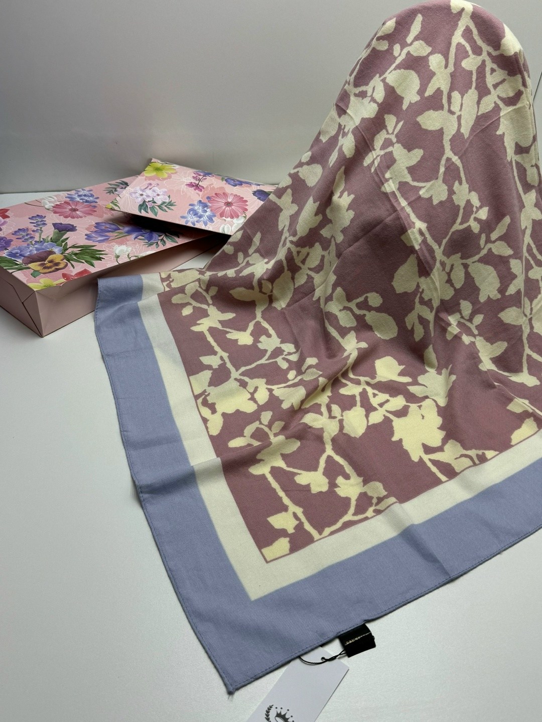 женский платок,кашемировый платок,платка,шарфы и платки,брендовый платок