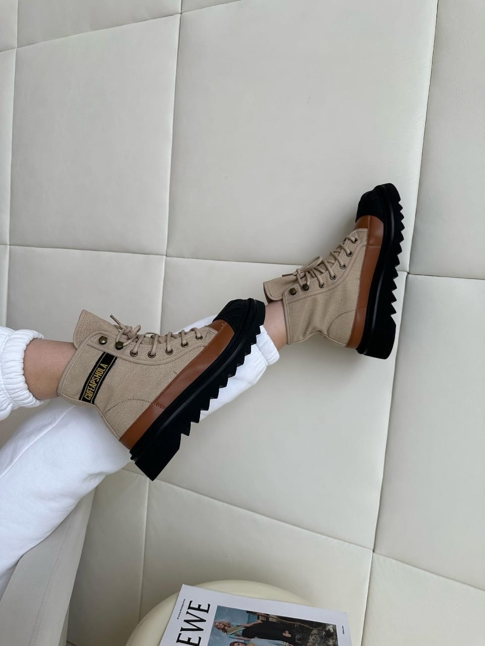 ,высокие ботинки,женские ботинки,модные ботинки,ботинка