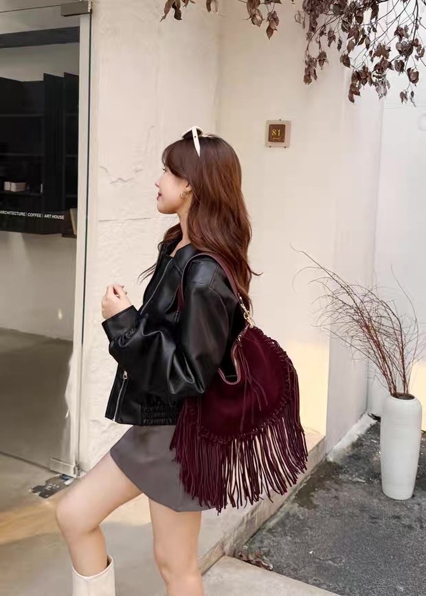 сумка через плечо с бахромой,замшевая сумка,сумка с кисточками,сумка с бахромой,женская замшевая сумка