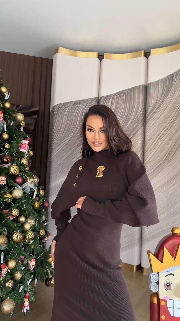 вязаные платья,трикотажные костюмы,платье женская,трикотажное платье,стильное платье