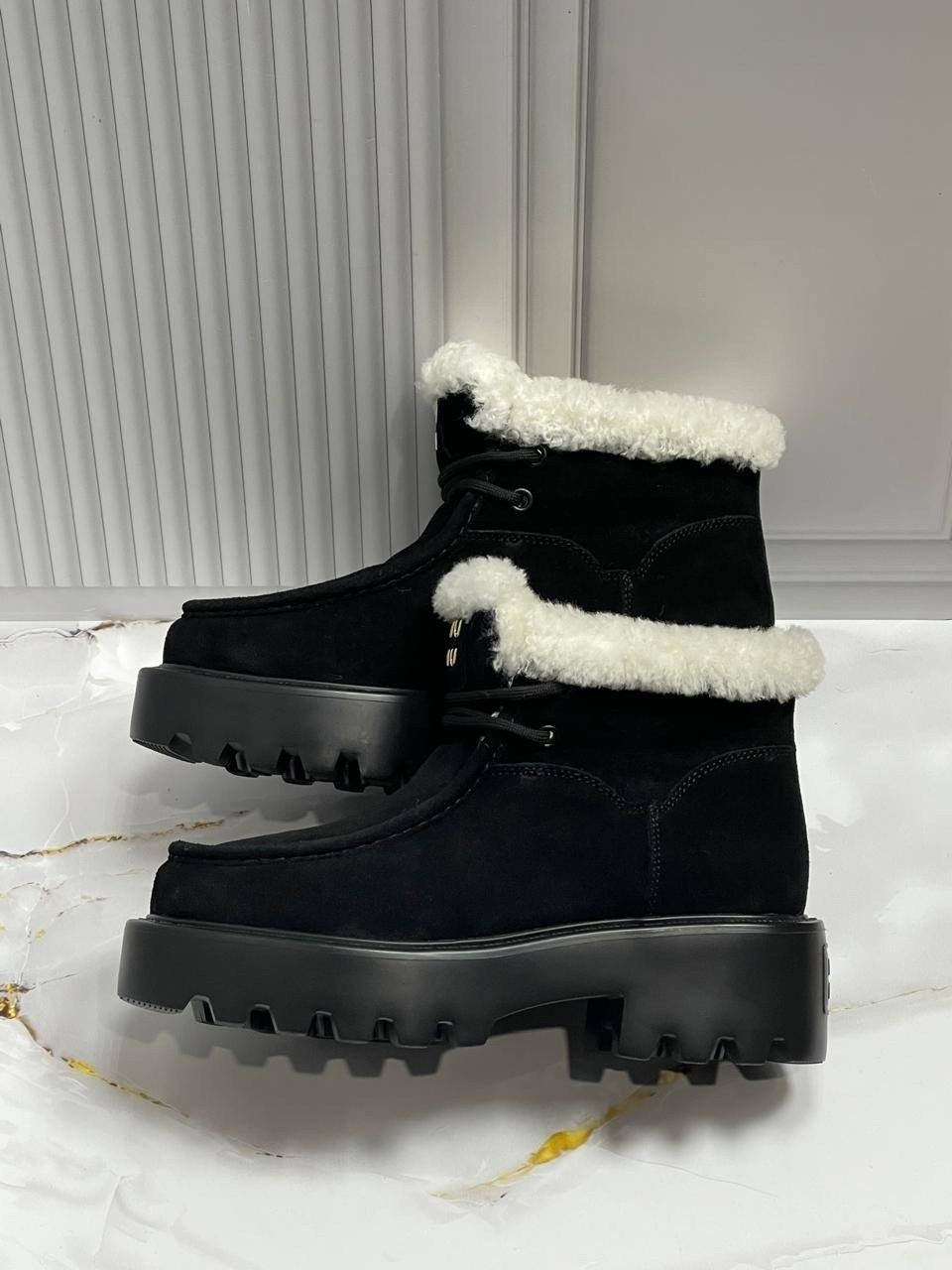 ,женские ботинки,ботинка женские зимние,зимняя женская ,ботинки miu miu