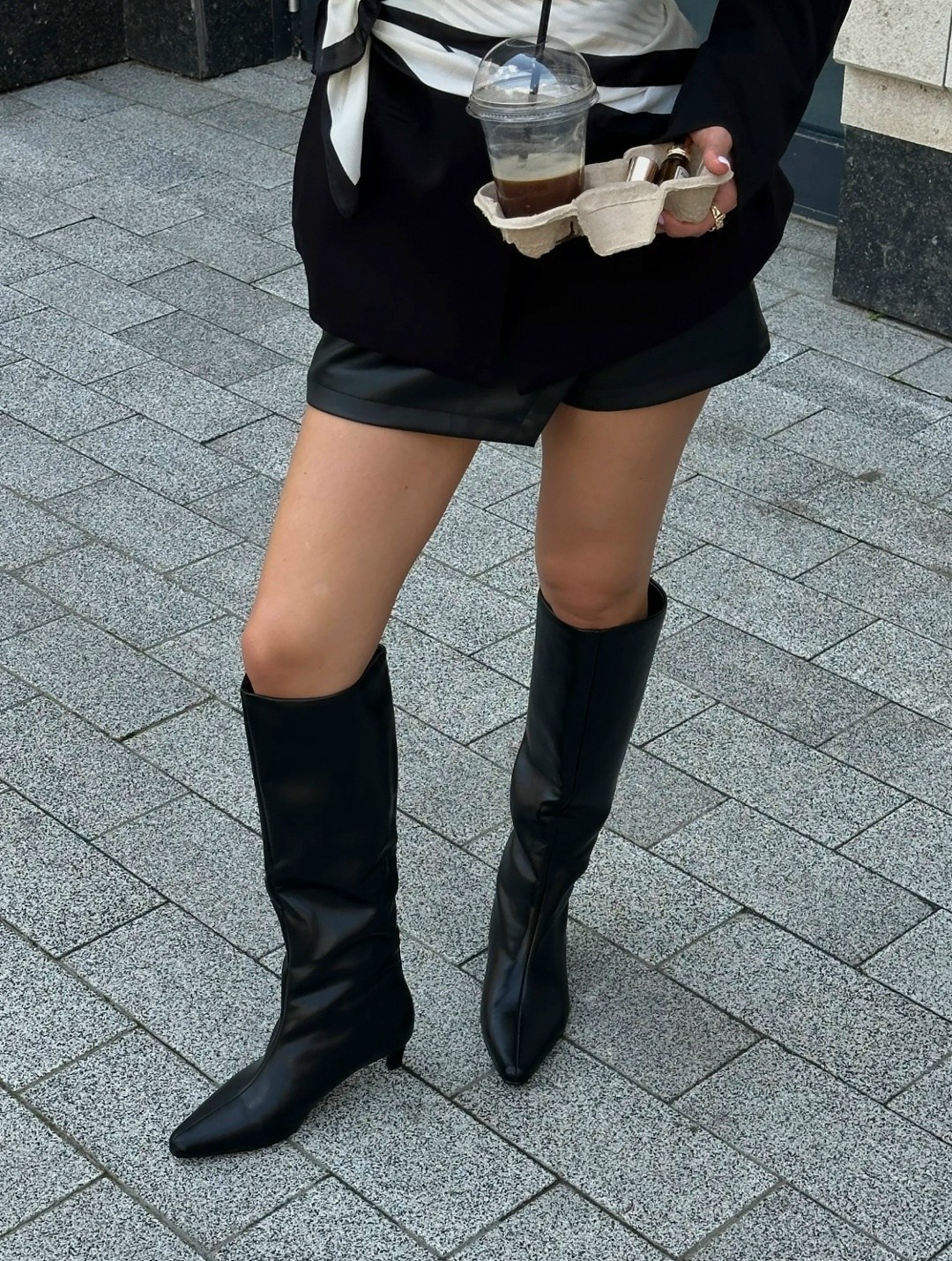 высокие сапоги,сапоги трубы,модные сапоги,стильные сапоги,сапоги каблуки