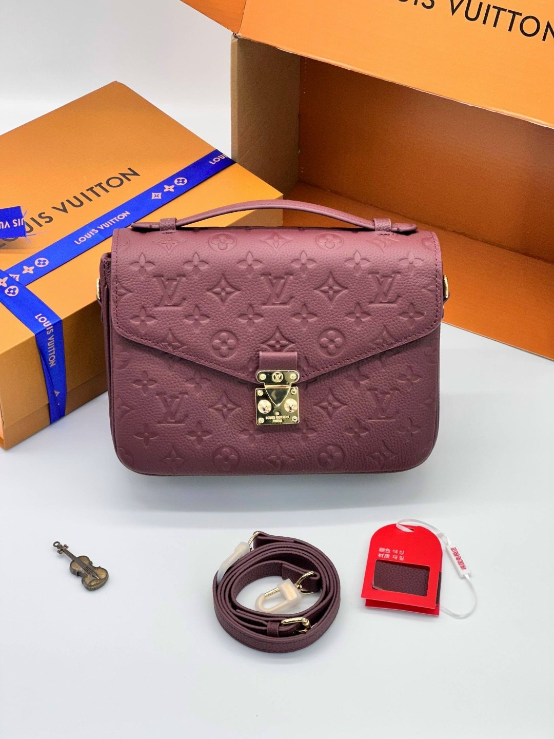 сумка louis vuitton pochette metis,сумка женская louis vuitton,луи виттон сумка,луи виттон сумка женская красная,сумка луи виттон метис