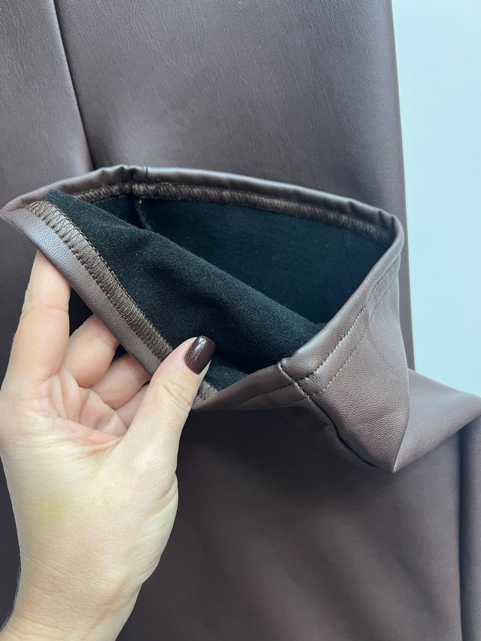 кожаные брюки,коричневые кожаные брюки,брюки из матовой экокожи,кожаные штаны,брюки кожаные палаццо