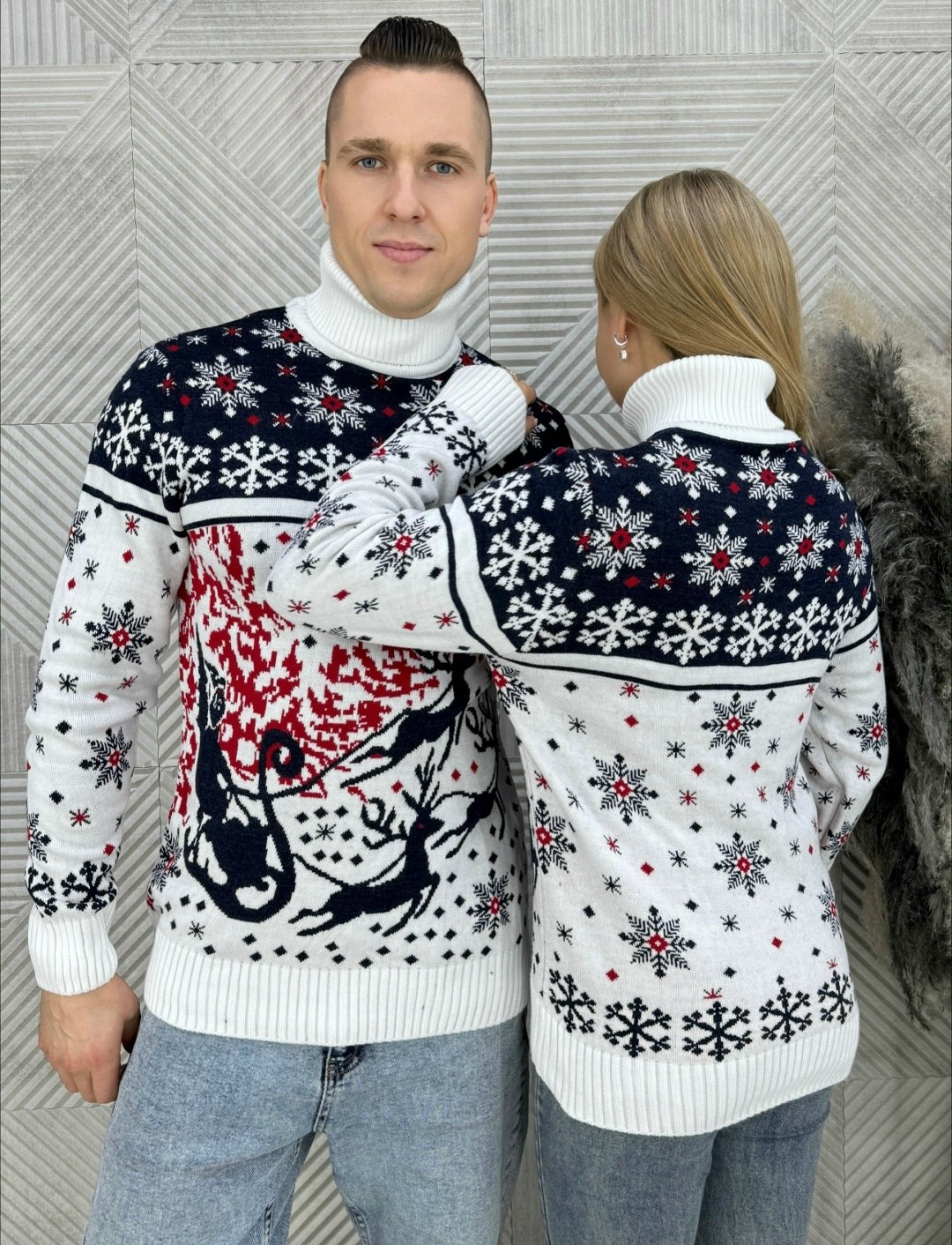 свитер с новогодним принтом,свитера с оленями,новогодний джемпер,рождественские свитера,парные свитера с оленями