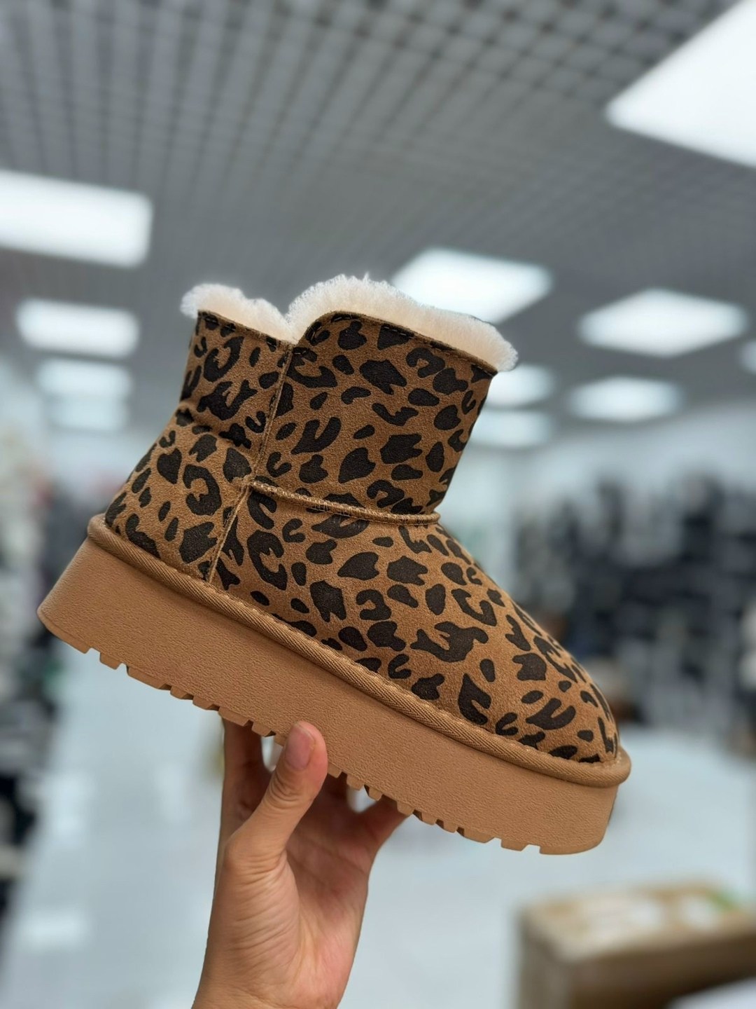 ,угги женские,женская  зимняя,зимняя ,женская