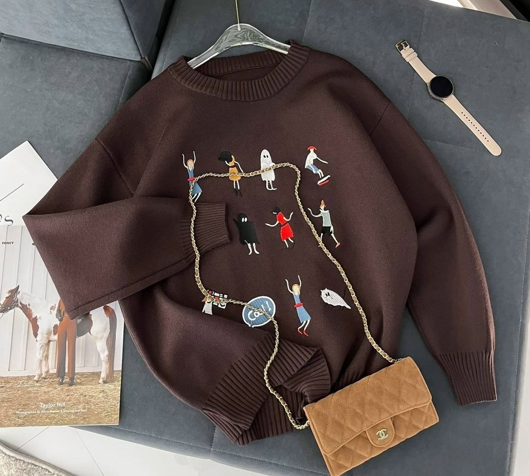 свитер с вышивкой,модные свитера,свитер дизайн,свитера женские,трикотажный свитер