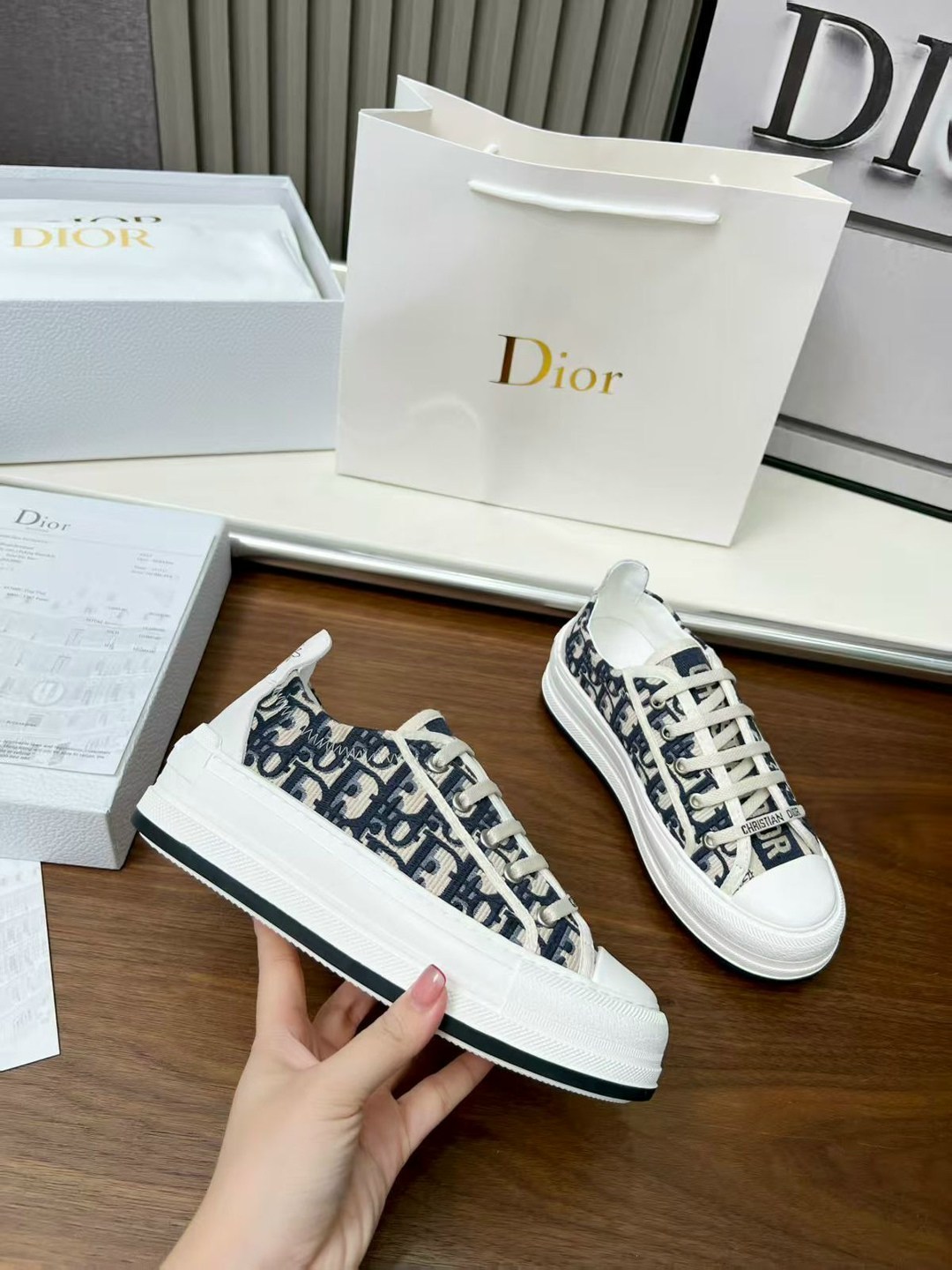 кеды christian dior,кеды dior,кеды dior женские,кроссовки dior,кеды кристиан диор