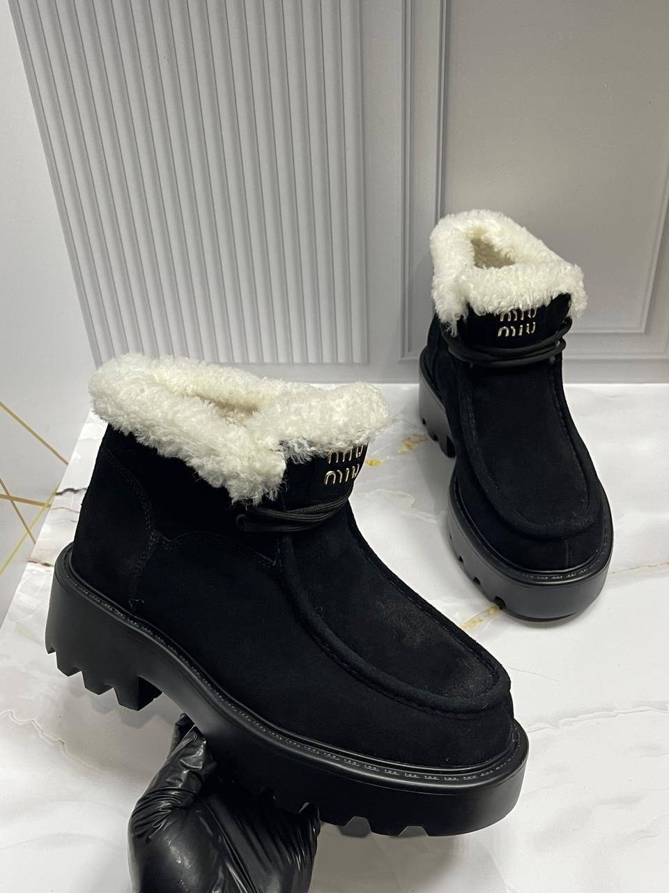 ,женские ботинки,ботинка женские зимние,зимняя женская ,ботинки miu miu