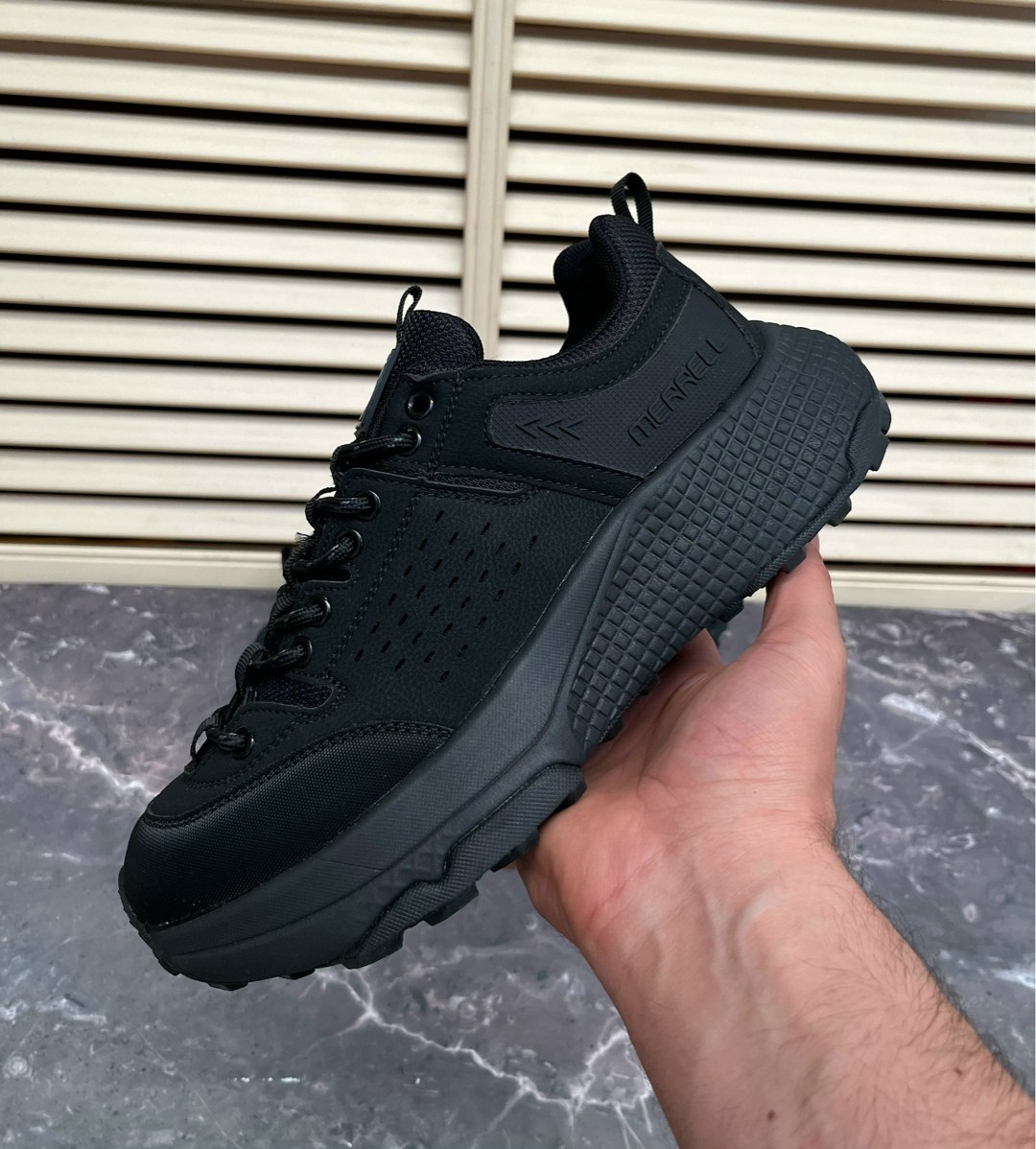 ,кроссовки треккинговые,кроссовки демисезонные,кроссовки черные,мужские кроссовки