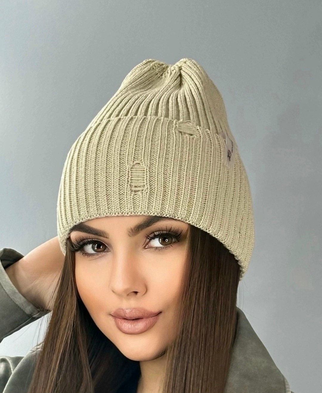 вязаная шапка женская,шапка бини женская демисезонная,женская шапка,шапка бини,шапка демисезонная