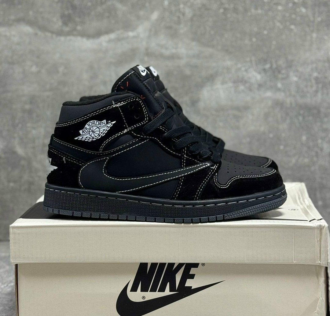кроссовки nike air jordan 1 x travis scott,nike air jordan 1,кроссовки,кроссовки nike air jordan 1 retro high travis,nike air jordan 1 low travis scott black phantom