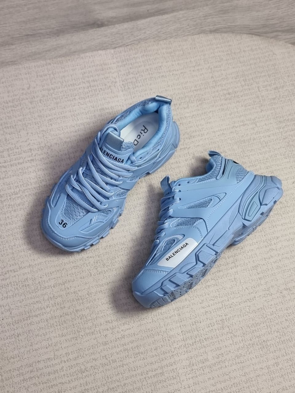 кроссовки женские balenciaga,кроссовки balenciaga track,кроссовки баленсиага голубые,кроссовки balenciaga,кроссовки