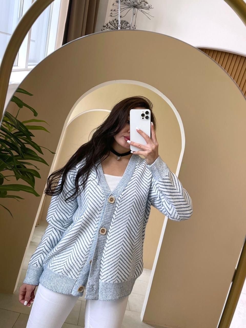 кардиган вязаное,кардиган на пуговицах,кардиган женский,кардиган,вязаный женский кардиган