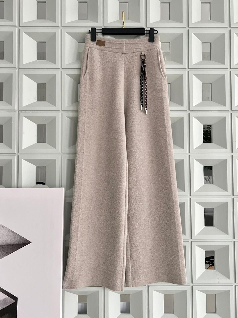 костюм трикотажный,вязаные брюки,вязаные костюмы,костюмы женские,костюм с широкими брюками