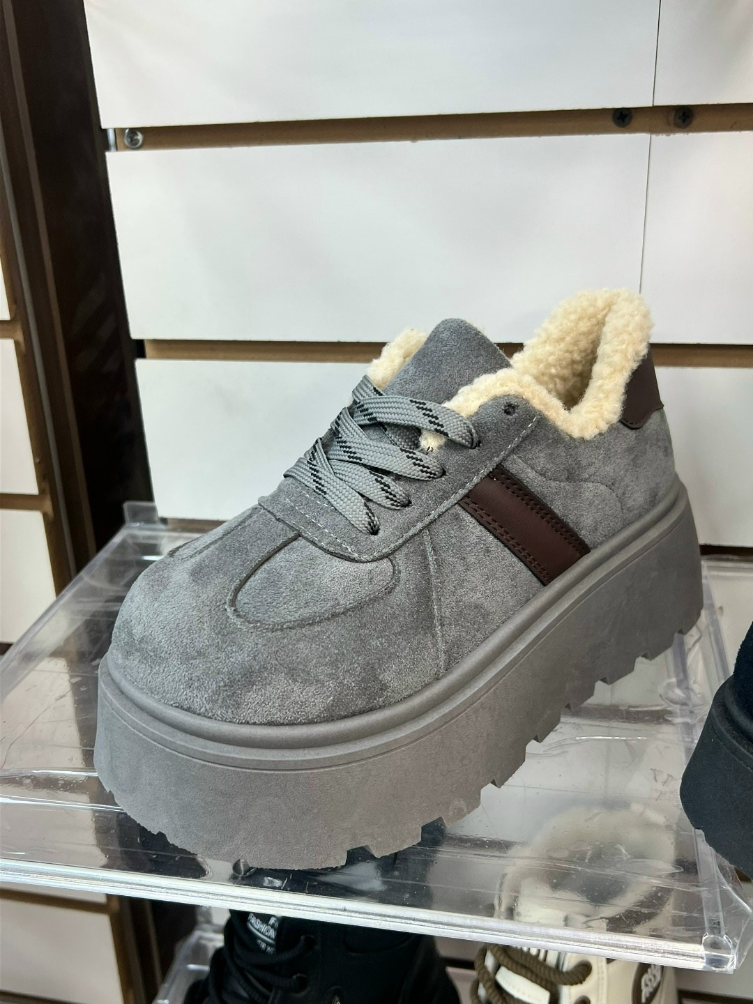 ,женская  зимняя,женские угги,женская , зимняя