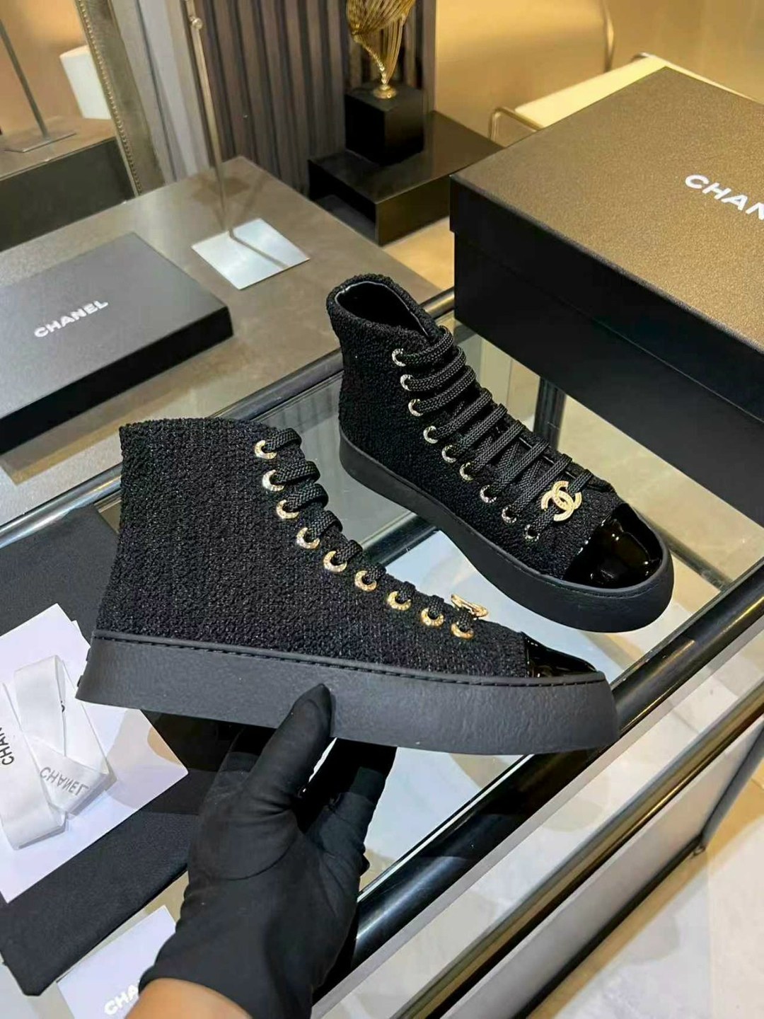 ,chanel кроссовки,кеды диор черные,ботинки chanel,кеды женские chanel