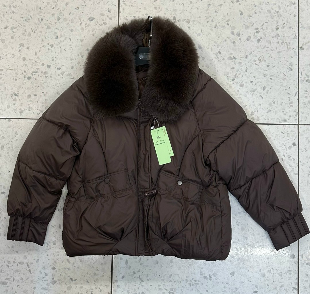 куртка пуховик с натуральным мехом,пуховики с натуральным мехом,женский короткий пуховик,короткий пуховик,куртка пуховик