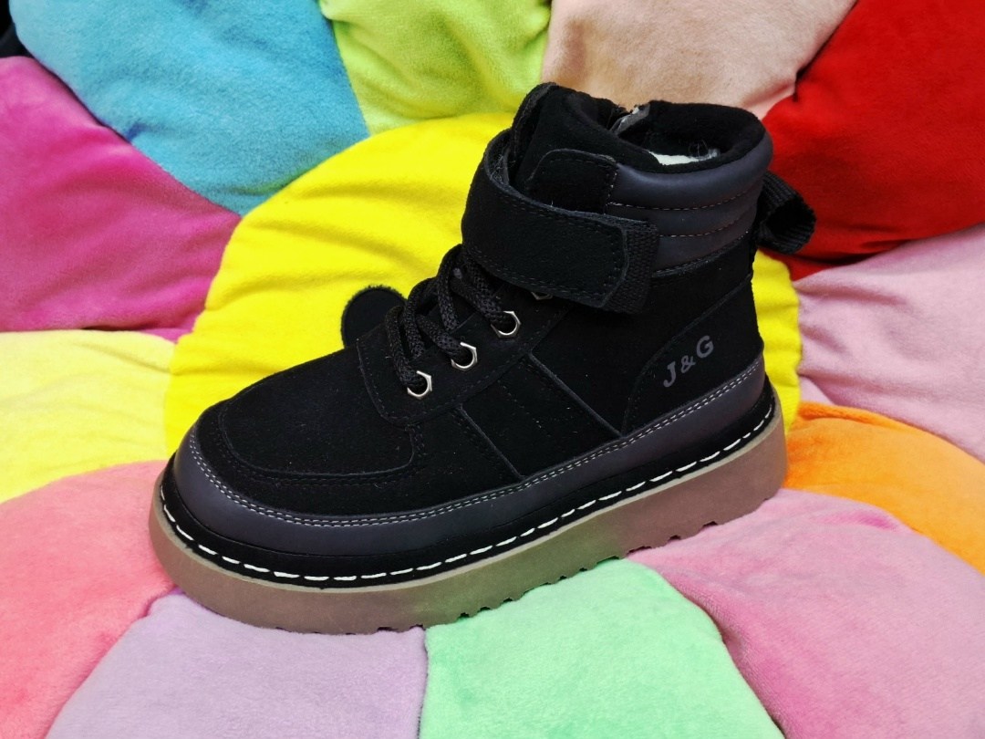 ,ботинки ugg,демисезонная ,ботинки мальчикам,детские ботинки бартек зимние