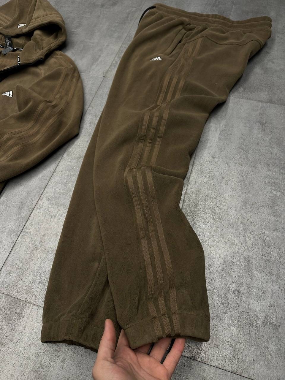 спортивные костюм,спортивные костюмы на флисе,спортивный костюм adidas,спортивные штаны adidas,флисовые костюмы