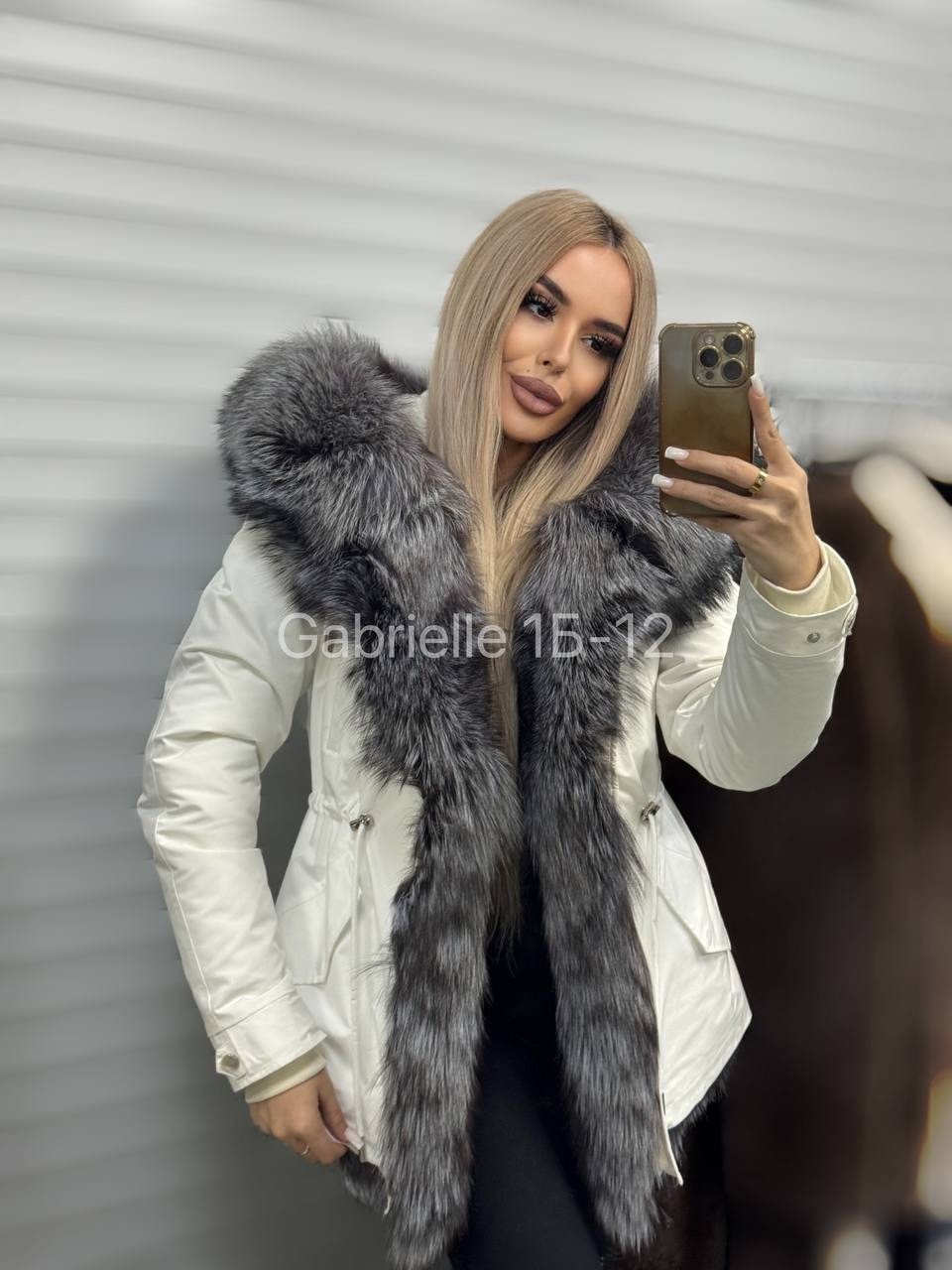 парка с мехом чернобурки,парка с натуральным мехом,парка с мехом,парка с натуральным мехом женская,парка с меховым