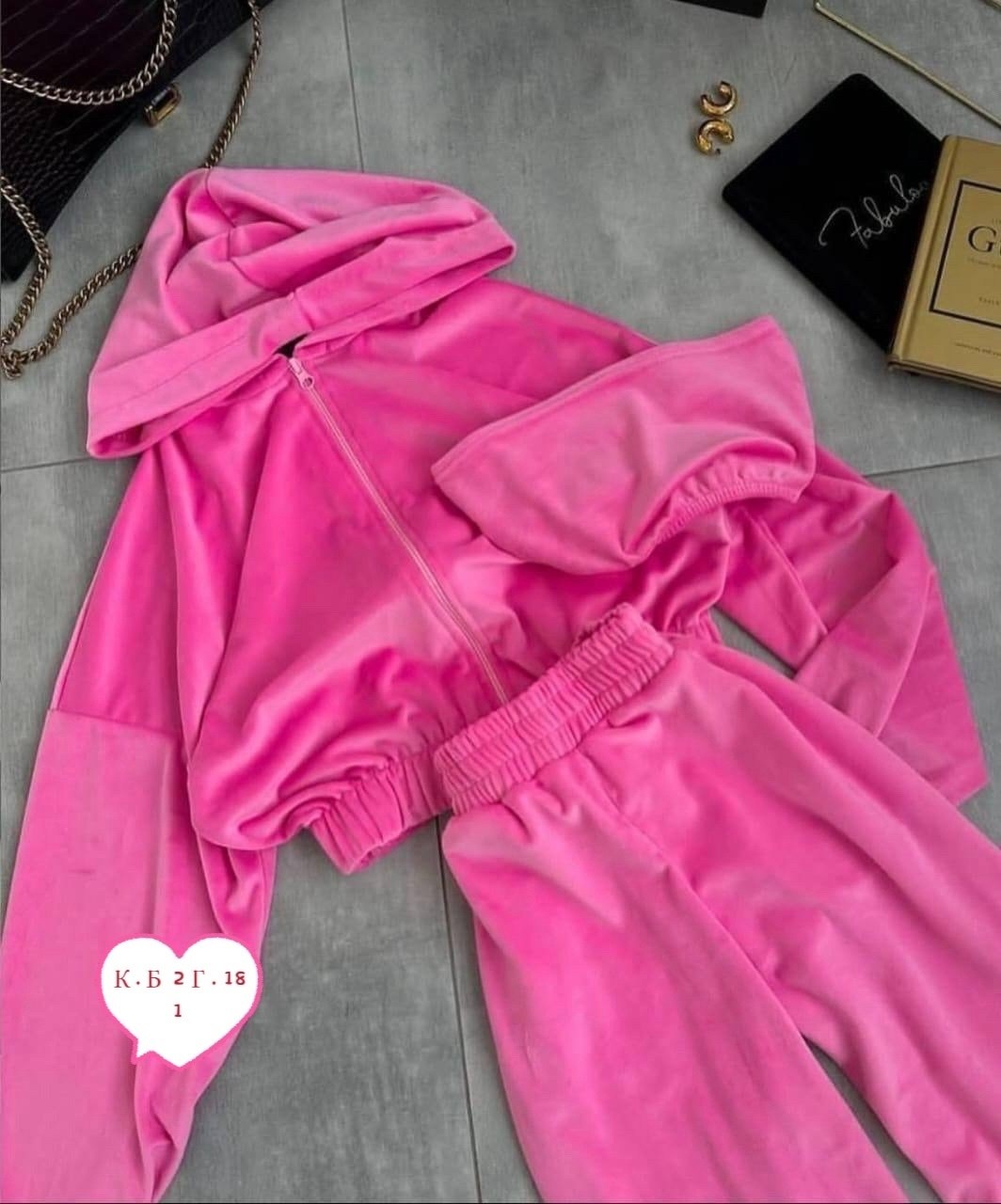 женский велюровый костюм тройка,женский велюровый костюм,спортивные костюмы женские,модные костюмы,велюровый спортивная костюм