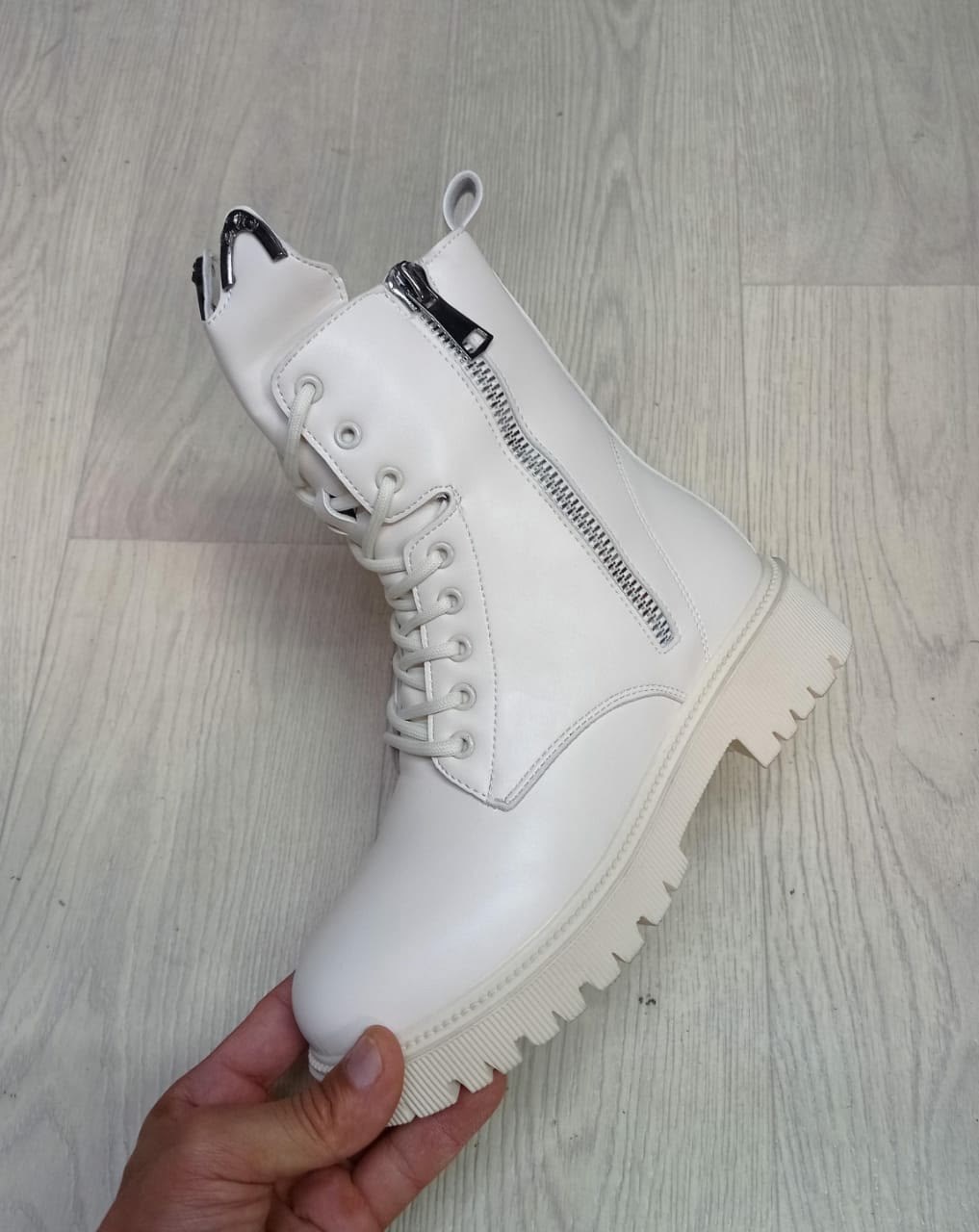 ,ботинки женские,ботинки модные,зимняя женская ,белые ботинки