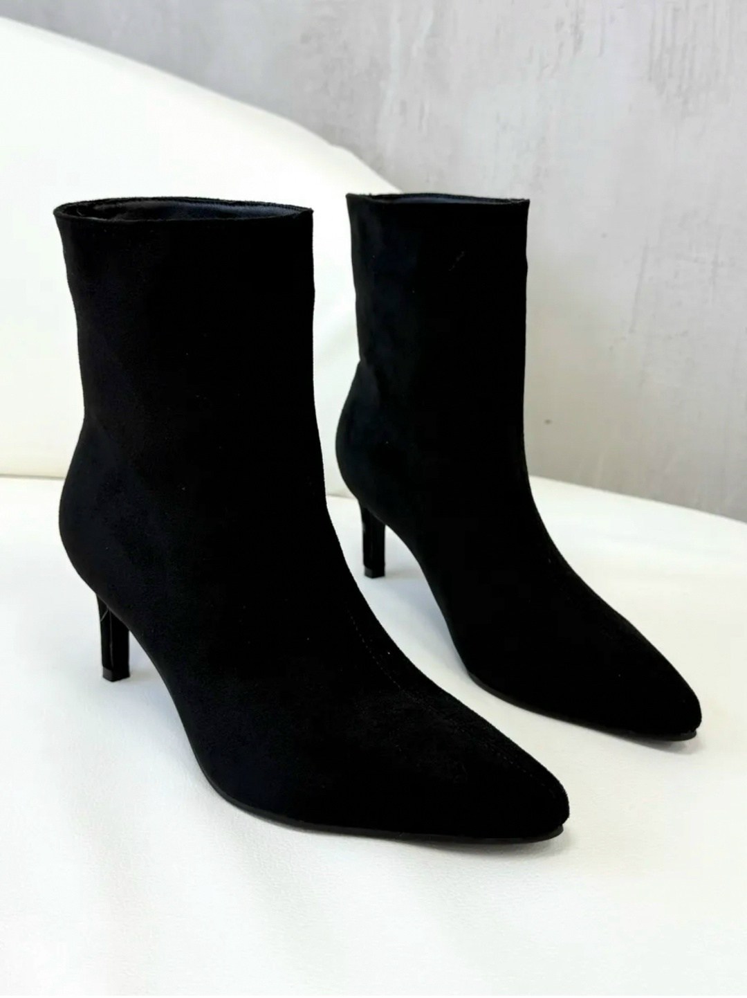 ,женские ботильоны,замшевые ботильоны,черные ботильоны,ботильоны на каблуке