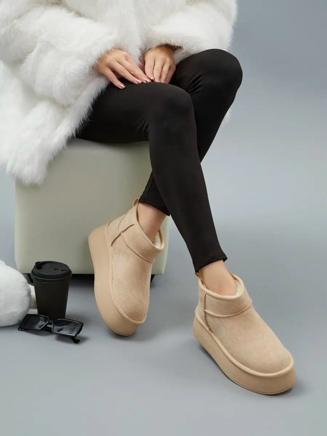 ,зимняя  женская,замшевые ботинки,женские угги,угги укороченные