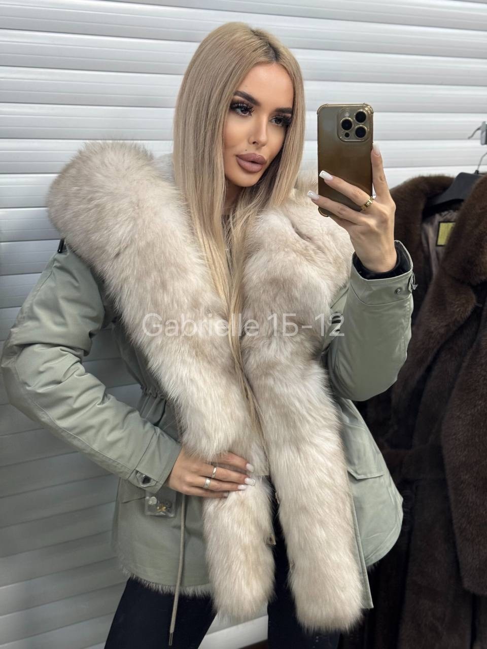 парка с натуральным мехом,парка женская с натуральным мехом,парка с мехом,пуховики с мехом,зимние куртки