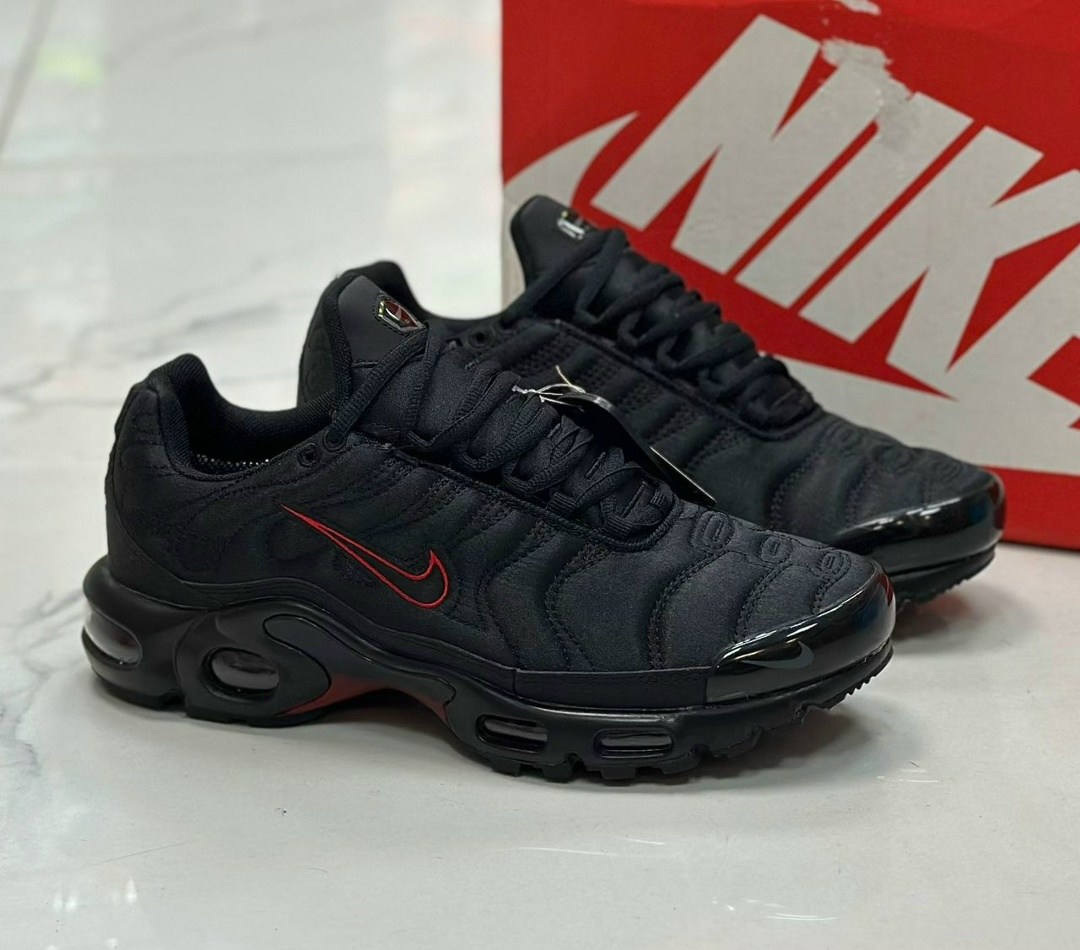 кроссовки nike air max plus tn,кроссовки nike air max tn plus мужские,кроссовки nike air max plus,nike air max tn plus black,nike air max tn plus
