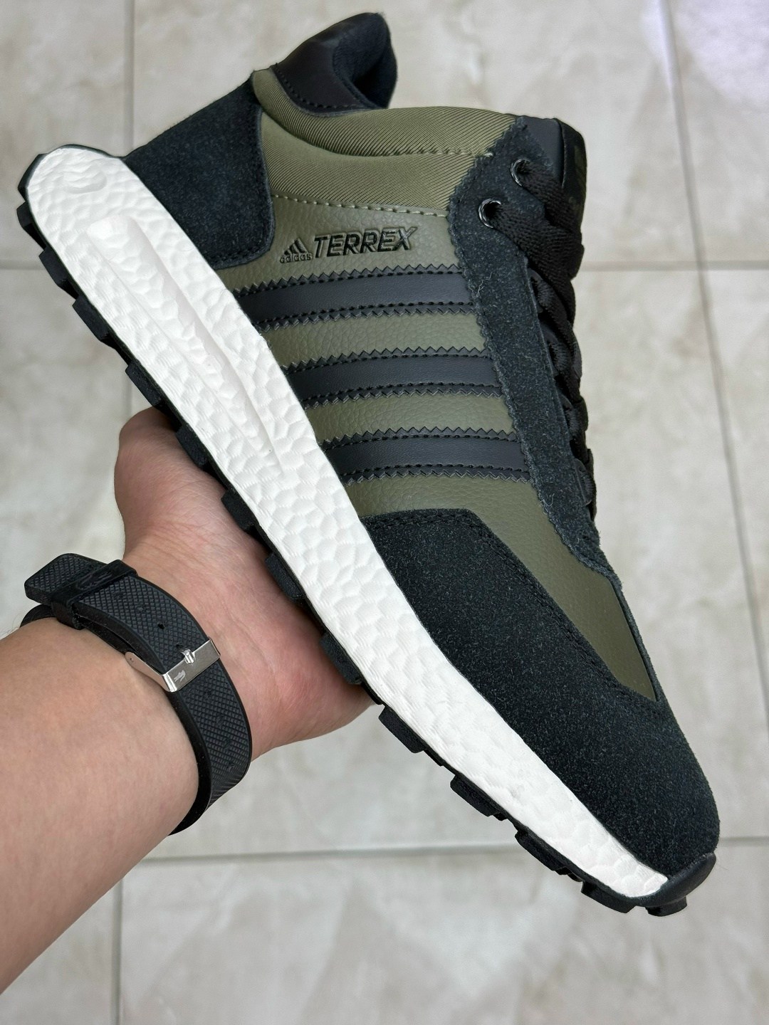 зимние кроссовки adidas,кроссовки adidas,зимние мужские кроссовки adidas,кроссовки мужские adidas,