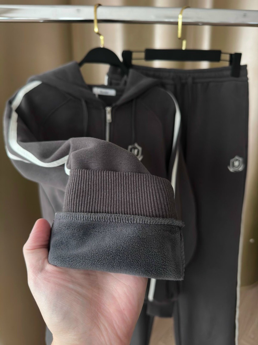 костюмы спортивные женские,костюмы спортивные,спортивный костюм на флисе женский,спортивные костюмы на флисе,костюм со штанами