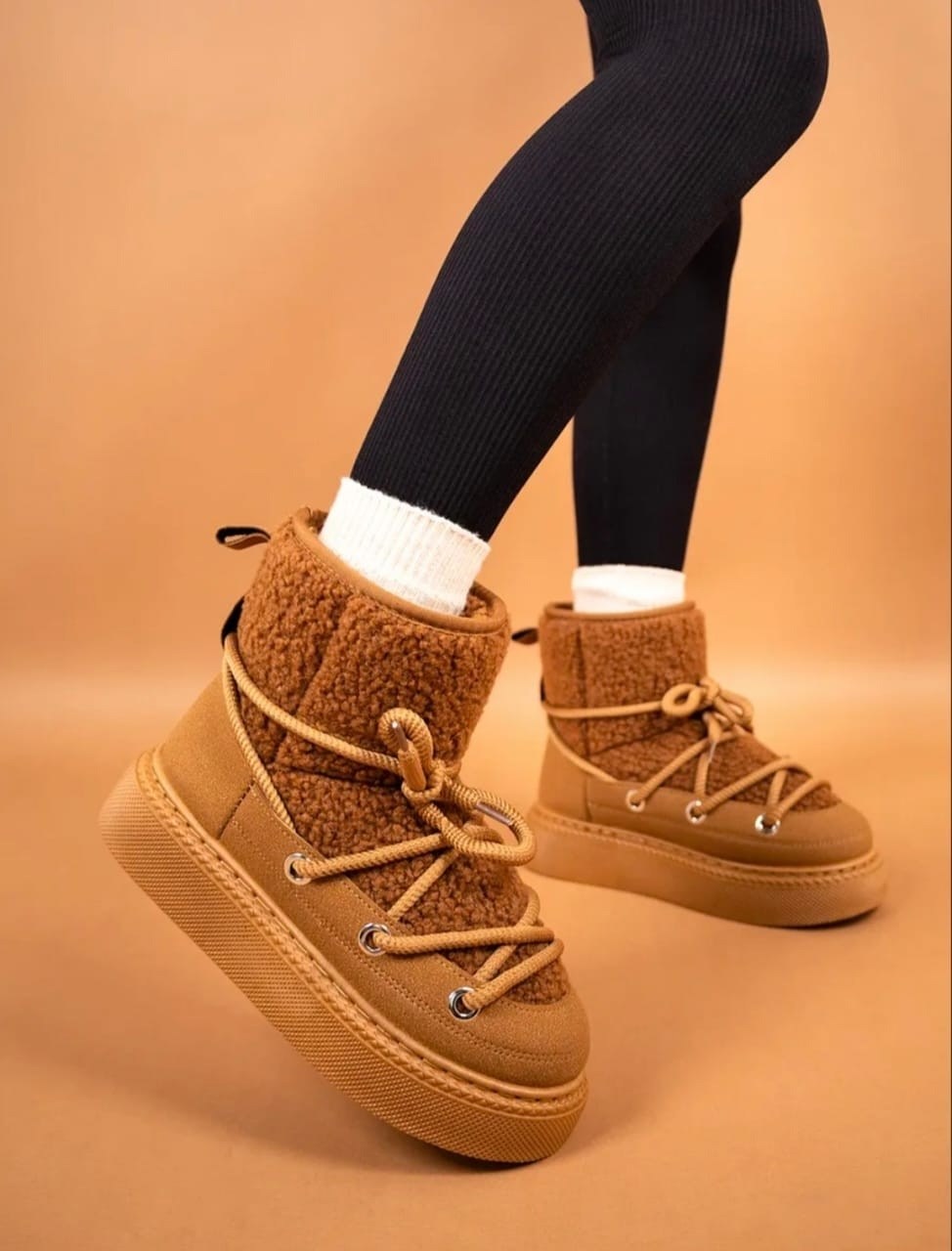 ,зимняя женская ,ботинка женские зимние,женские угги,теплая