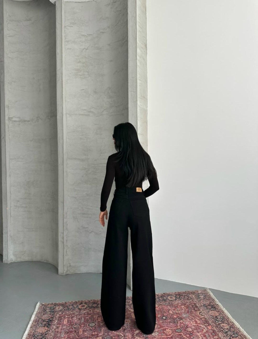 джинсы женские,брюки джинсы,широкие джинсы,широкие черные джинсы,джинсы повседневные