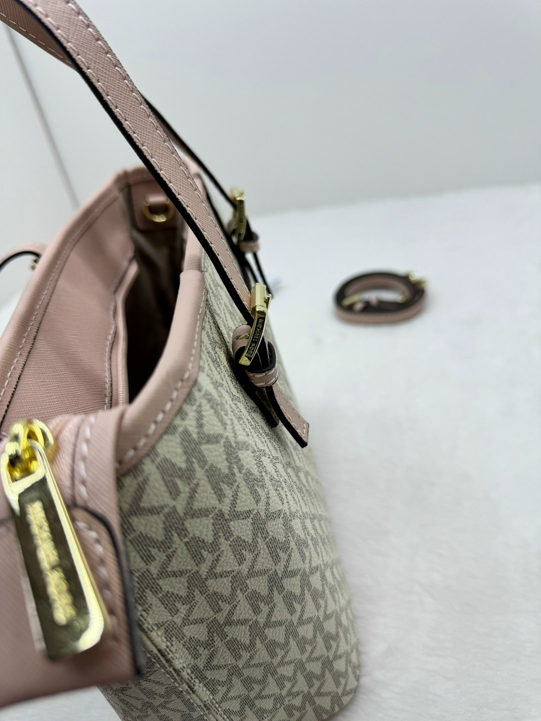 michael kors сумка,сумка,сумка модная,женская cумка michael kors,женский сумка