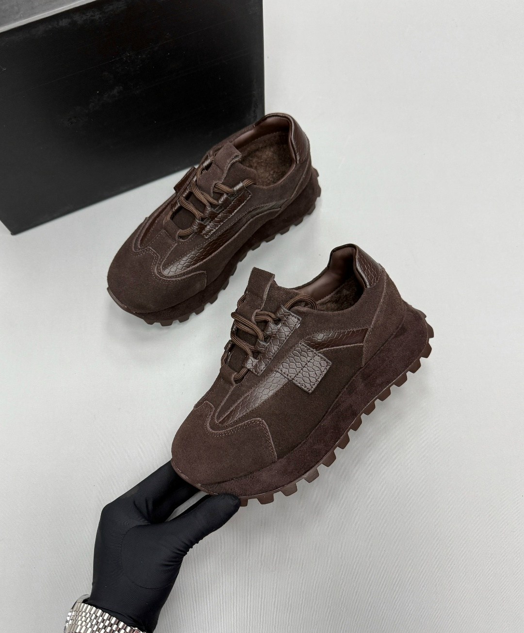 ,кроссовки коричневые женские,коричневые кроссовки,кроссовки замшевые,женские кроссовки