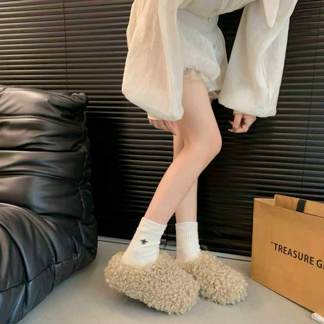 тапочки меховые,женские меховые тапочки,женские тапочки с мехом,тапочки модные,