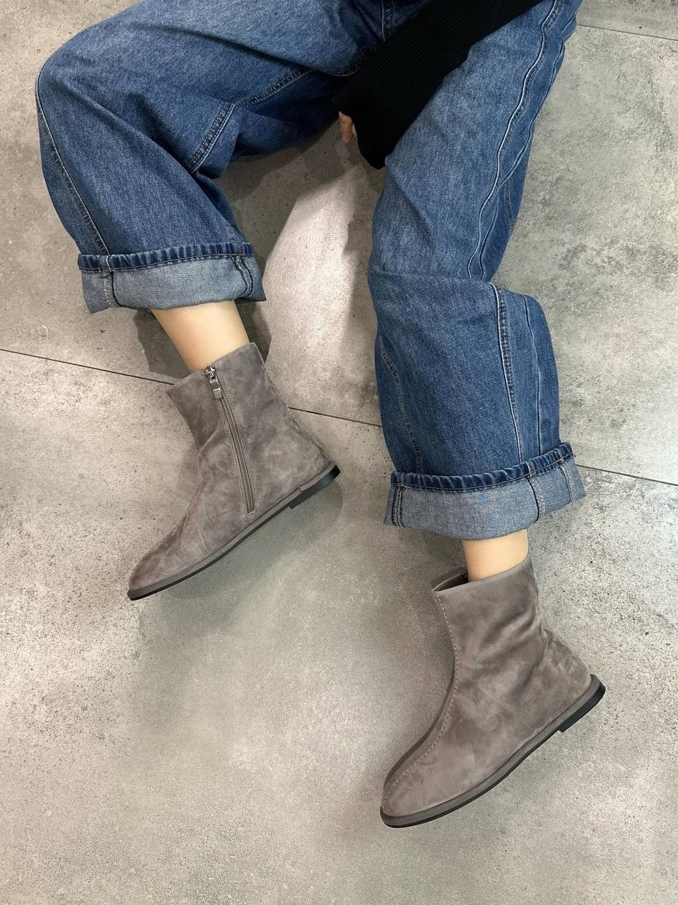 женские джинсы,женские ботильоны,широкие джинсы,ботильоны модные,джинсы повседневные