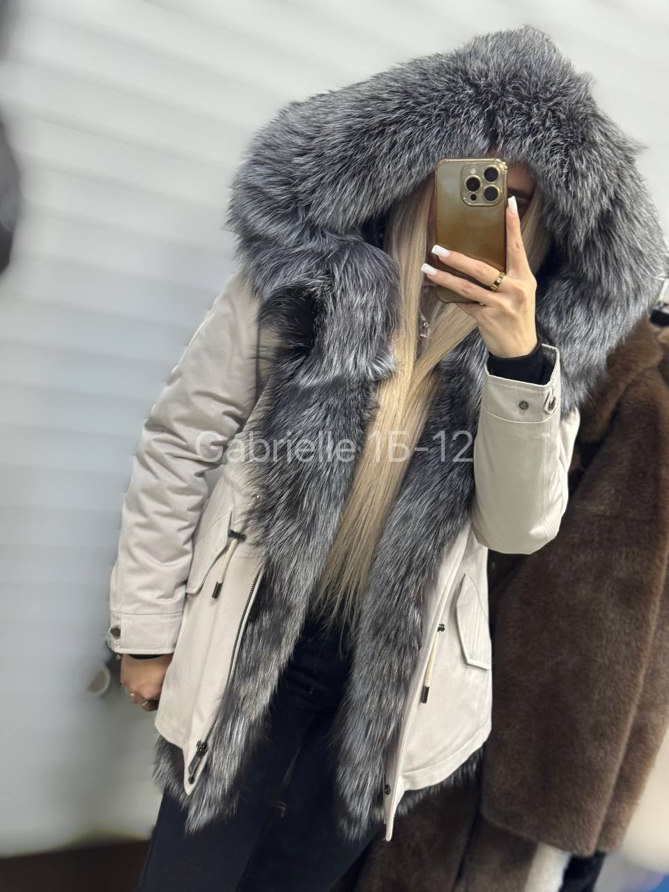 парка с натуральным мехом,парка с натуральным мехом женская,парка с мехом,парка с натуральным мехом чернобурки,парка с мехом женская