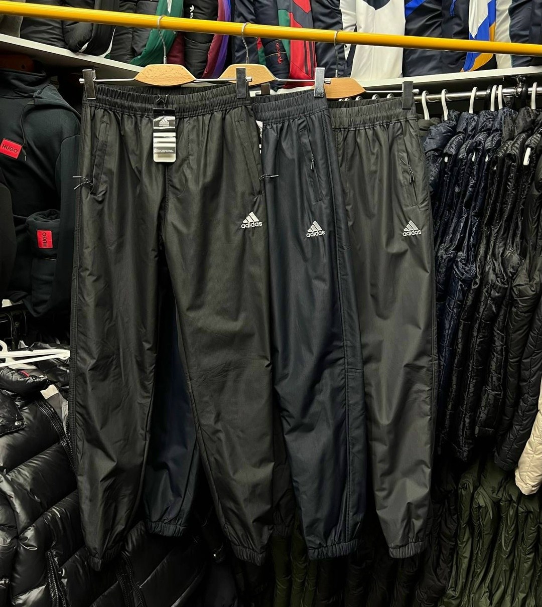 спортивные штаны адидас ветрозащитные,штаны адидас,штаны адидас плащевка мужские,болоневые штаны адидас,брюки мужские adidas