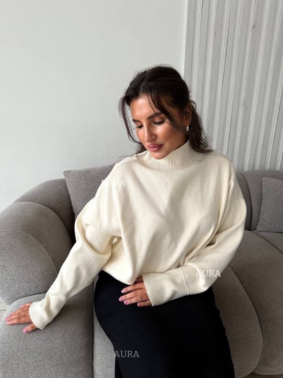 трикотажные костюмы,женская кофта,свитер женский,свитер черный,свитер с высоким воротом